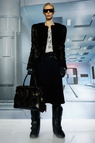 Look 23